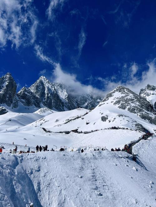 丽江市玉龙雪山景区图片_丽江市玉龙雪山在哪里