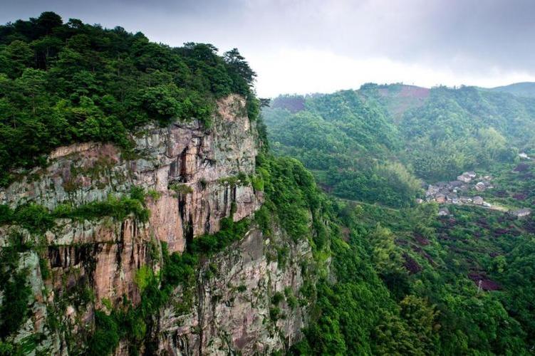 金华旅游景点排名前十_金华一日游必去景点大全